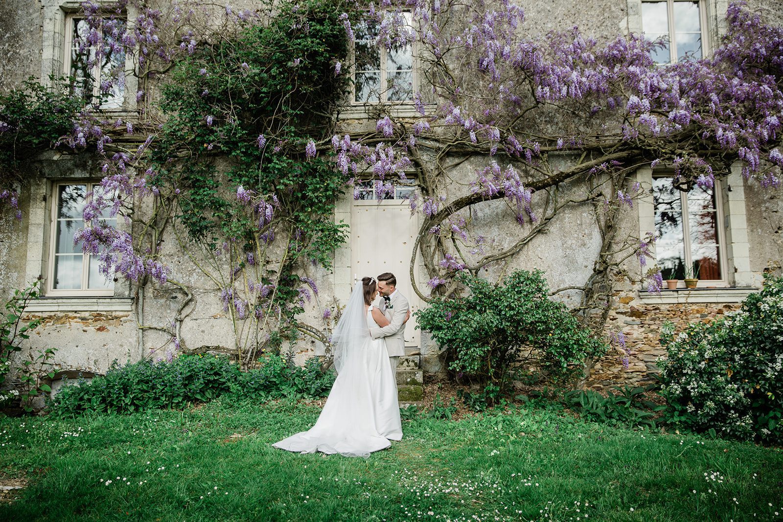 romantic photo of bridal couple by Paris wedding photographer