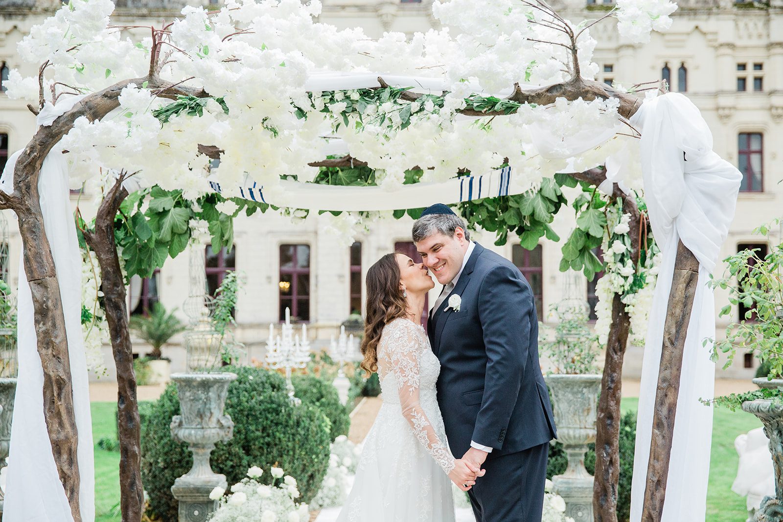 A magical moment caught by a Paris wedding photographer