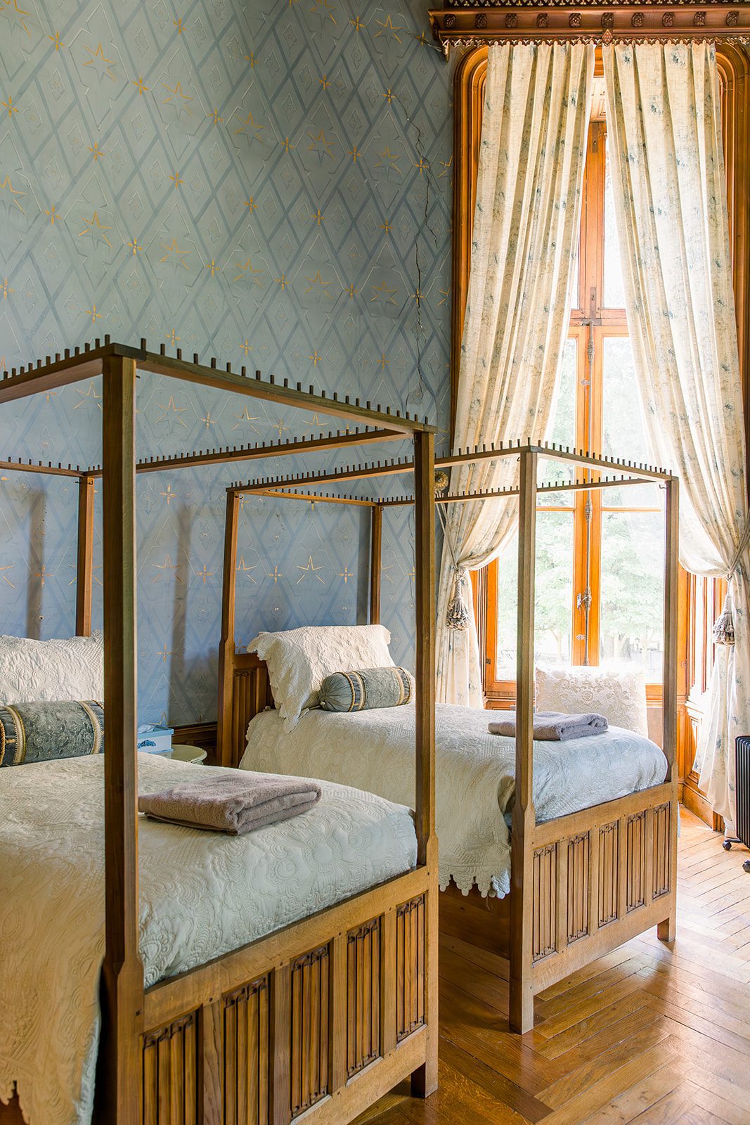 four poster beds in princess chamber